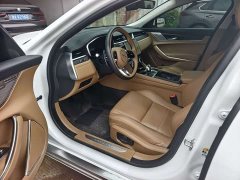 Jaguar XFL 2.0T P250 two-wheel drive exclusive luxury version - фото 5