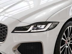Jaguar XFL 2.0T P250 two-wheel drive exclusive luxury version - фото 9