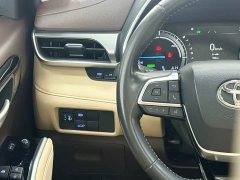 Toyota Highlander dual engine 2.5L two-wheel drive premium version 7 seats - фото 11