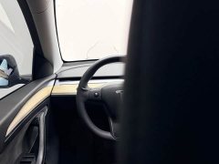 Tesla Model Y long-range all-wheel drive version - фото 11