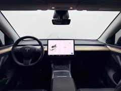 Tesla Model Y long-range all-wheel drive version - фото 5