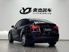 Tesla Model Y long-range all-wheel drive version - фото 7