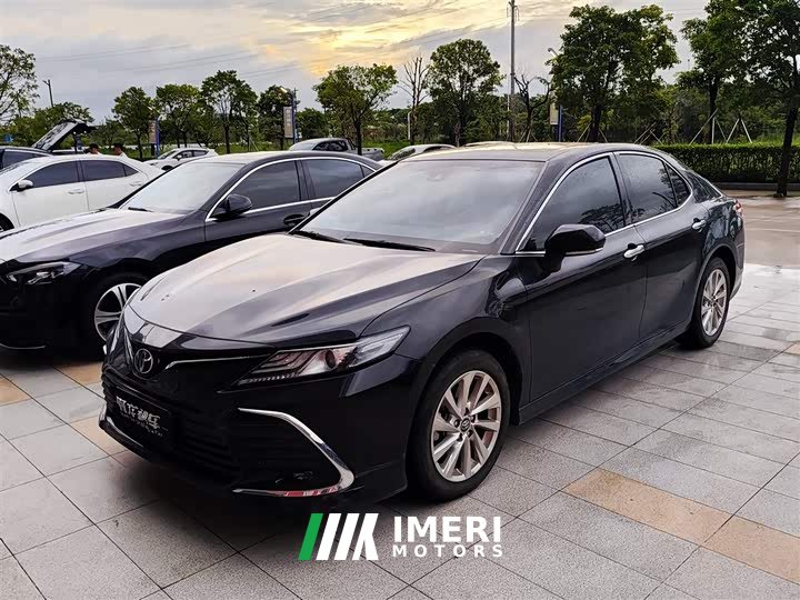 Toyota Camry 2021 2.0G Luxury Edition