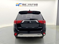 Mitsubishi Outlander 2021 2.4L four-wheel drive exclusive version 7 seats - фото 4