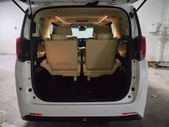 Toyota Alphard 2021 Hybrid 2.5L Luxury - фото 8