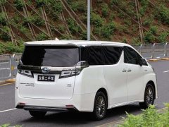 Toyota Wilfa 2021 Crown Dual Engine 2.5L HV Extreme Edition - фото 6