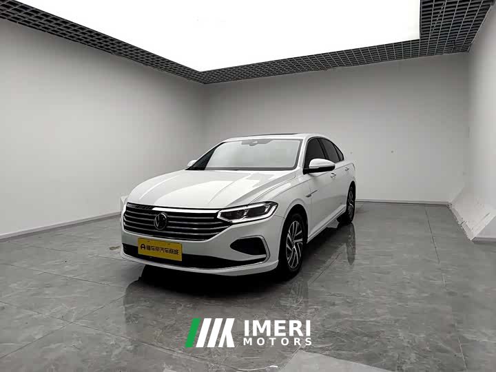 Volkswagen Lavida 1.5L automatic 5 million version - автомобиль из Китая
