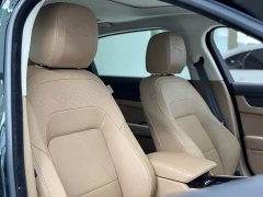 Jaguar XFL 2.0T P250 two-wheel drive exclusive luxury version - фото 12