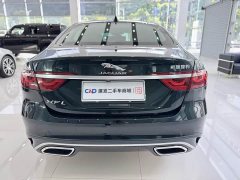 Jaguar XFL 2.0T P250 two-wheel drive exclusive luxury version - фото 4