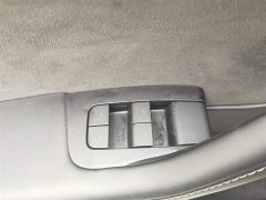 Tesla Model Y rear-wheel drive version - фото 9