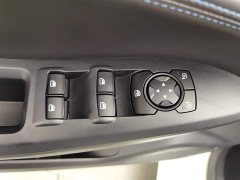 Lexus Escort 2021 1.5L Automatic Gold Edition - фото 9