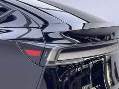 Tesla Model Y long-range all-wheel drive version - фото 10