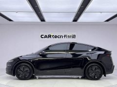 Tesla Model Y long-range all-wheel drive version - фото 8