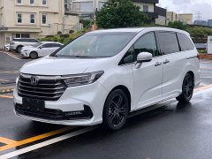Honda Odyssey 2022 2.0L e:HEV Sharp Supreme Edition - фото 1