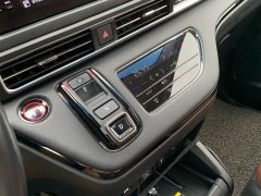 Honda Odyssey 2022 2.0L e:HEV Sharp Supreme Edition - фото 19