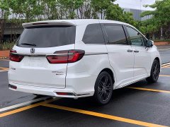 Honda Odyssey 2022 2.0L e:HEV Sharp Supreme Edition - фото 6