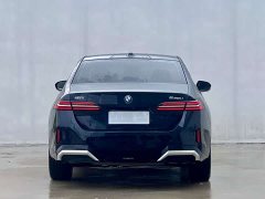 BMW 5 Series 530Li Leading M Sports Package - фото 13