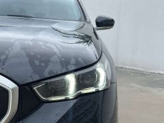 BMW 5 Series 530Li Leading M Sports Package - фото 5