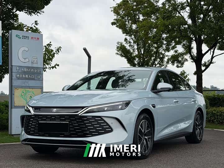 BYD Qin L DM-i Smart Driving Edition 120KM Transcendent Type - автомобиль из Китая
