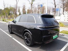 Li Auto Ideal L8 Air - фото 4