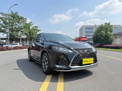 Lexus RX 2020 facelift 300 two-wheel drive comfort version - фото 1