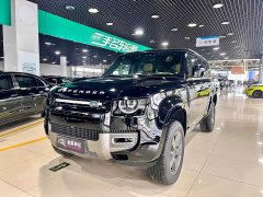 Land Rover Defender 130 3.0T P400 Seven-Seat Luxury Edition - фото 1