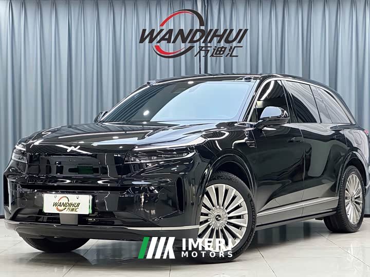 BMW Ledo L90 Ultra six-seater version - автомобиль из Китая