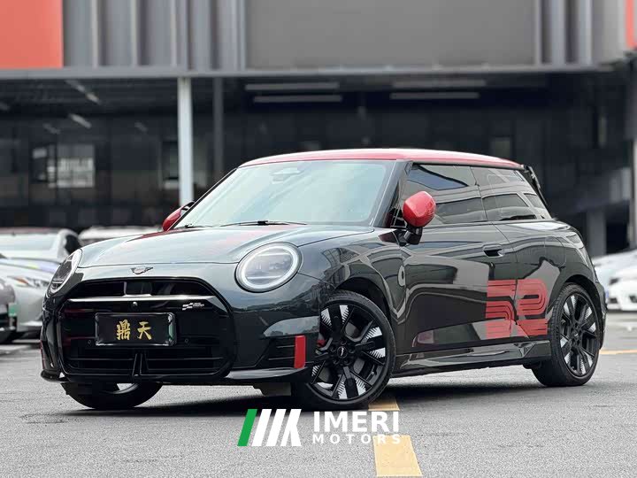 BMW ELECTRIC MINI JCW JOHN COOPER WORKS - автомобиль из Китая