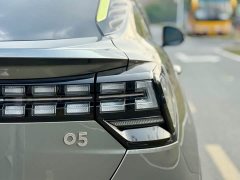 Lynk & Co 05 2022 2.0TD two-wheel drive shines Halo - фото 9