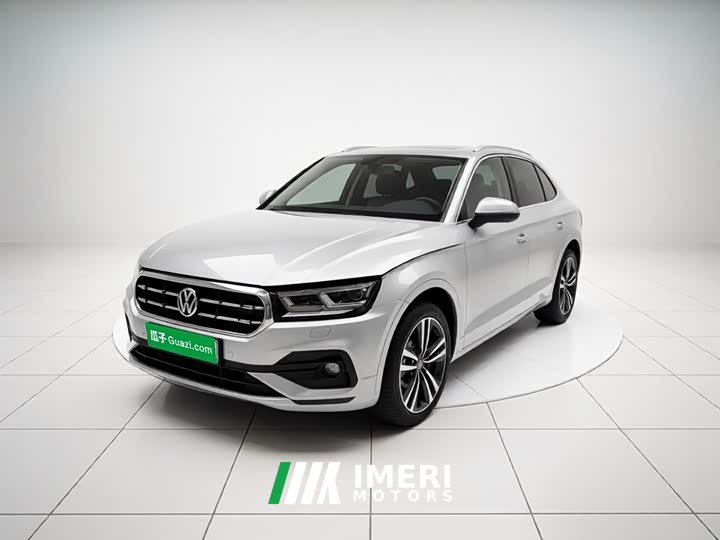 Audi Q5L 2020 facelift 40 TFSI enjoys fashionable style