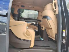 Denza D9 DM-i smart driving version 1020 four-wheel drive premium - фото 2