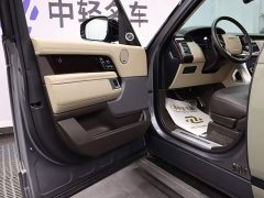 Land Rover Range Rover 3.0 L6 400PS Legendary Extended Classic Edition - фото 6
