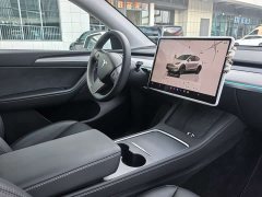 Tesla Model Y rear-wheel drive version - фото 10