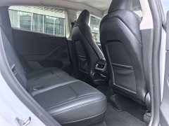 Tesla Model Y rear-wheel drive version - фото 7