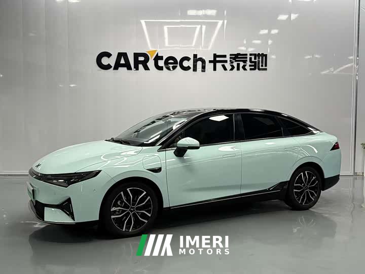 Xpeng P5 2022 550E - автомобиль из Китая