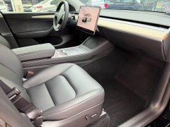 Tesla Model Y long-range all-wheel drive version - фото 5