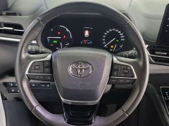 Toyota SIENNA 2021 2.5L Hybrid Premium Edition - фото 13