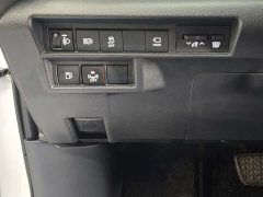 Toyota SIENNA 2021 2.5L Hybrid Premium Edition - фото 15
