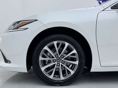 Lexus ES 2023 200 Excellence Edition - фото 13
