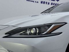 Lexus ES 2023 200 Excellence Edition - фото 14