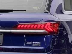 Audi Q7 55 TFSI quattro S line sports version - фото 6