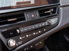 Lexus ES 2021 300h Executive Edition - фото 17