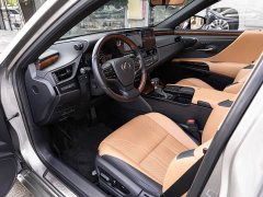 Lexus ES 2021 300h Executive Edition - фото 9