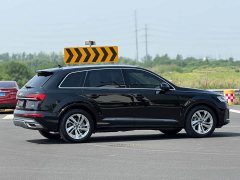Audi Q7 45 TFSI quattro S line sports - фото 18
