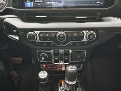Mercedes-Benz Wrangler 2024 2.0T Robin Hood Four-Door Edition - фото 6