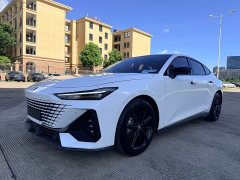 Changan UNI-V 1.5T premium - фото 1