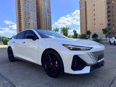 Changan UNI-V 1.5T premium - фото 3