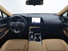 Lexus NX New Energy 400h Changyue Edition - фото 5