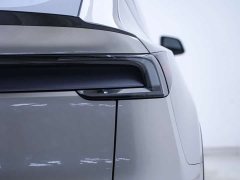 Tesla Model Y L 2025 long-range all-wheel drive version - фото 18