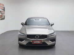 Volvo S60 2022 B4 Zhiyi Luxury Edition - фото 3